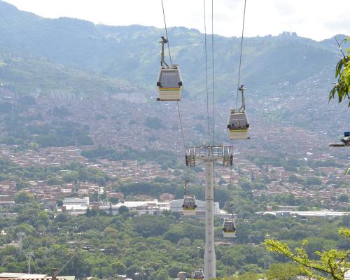 FotografoFoto Alcaldía de Medellín:El sector de Andalucía, en el nororiente de Medellín, tendrá cierre vial por mantenimiento de la Línea K del metrocable.